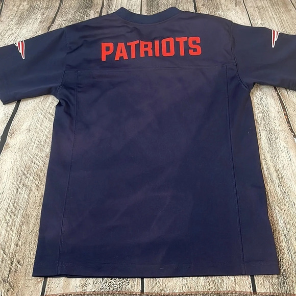 Youth sized New England Patriots jersey Medium - Picture 2 of 4